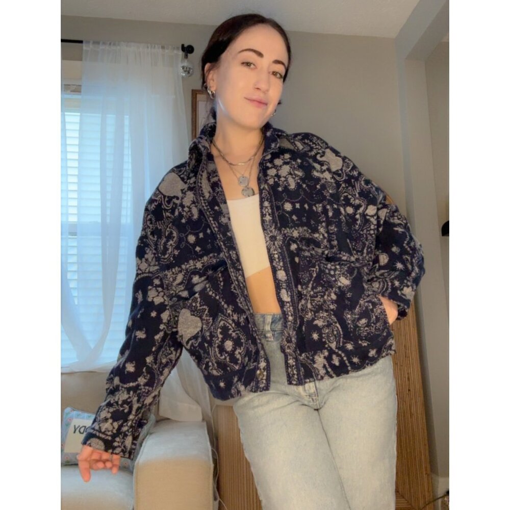 🆕 FREE PEOPLE Bandana Jacquard Shirt Jacket / Indigo Combo